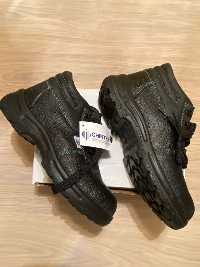 Botas seguridad CHINTEX T44