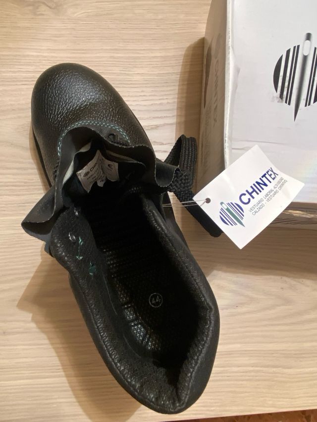 Botas seguridad CHINTEX T44