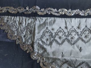 ANTIGUAS MANTILLAS SIGLO XIX