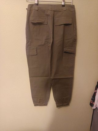 Pantalón cargo verde