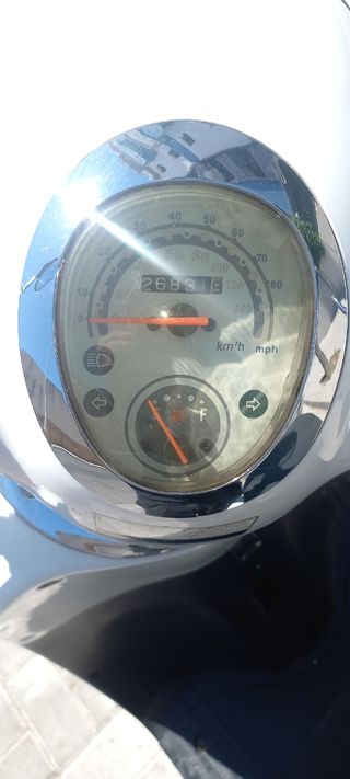 Daelim Besbi 125cc 