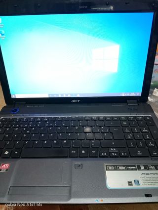 Portátil Acer con Cargador