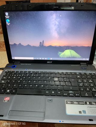 Portátil Acer con Cargador