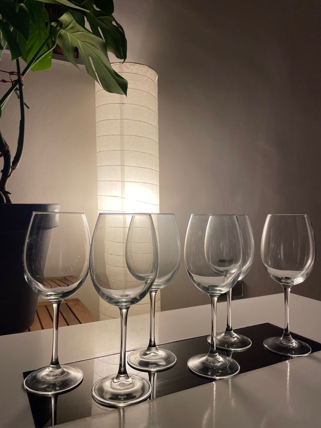 NUEVAS!! 6 Copas de Vino muy elegantes