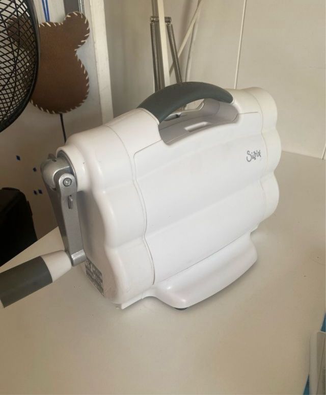 Máquina Troqueladora Sizzix Blanca