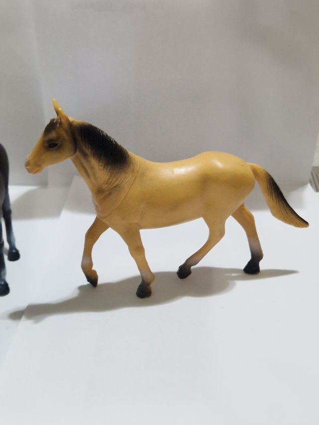 Set 4 Cavallini in Gomma