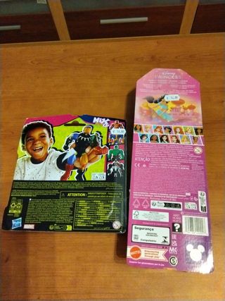 Muñeca Disney Princess y Marvel Mix Mashers