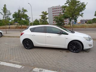 Opel Astra 2010