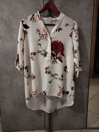 Camicia lunga floreale bianca