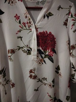 Camicia lunga floreale bianca