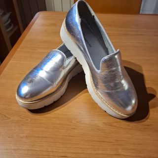 Zapatos Plateados