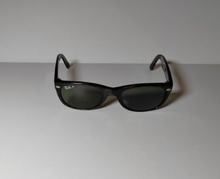 Ray-Ban New Wayfarer Polarizadas Marrón