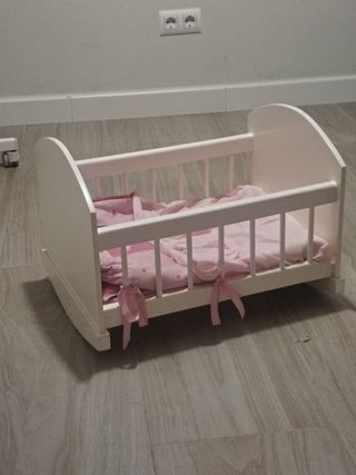 Cuna para muñecas rosa