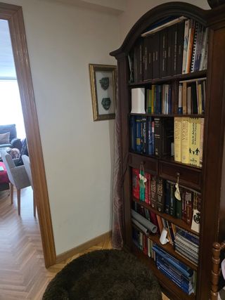 Librería madera comedor