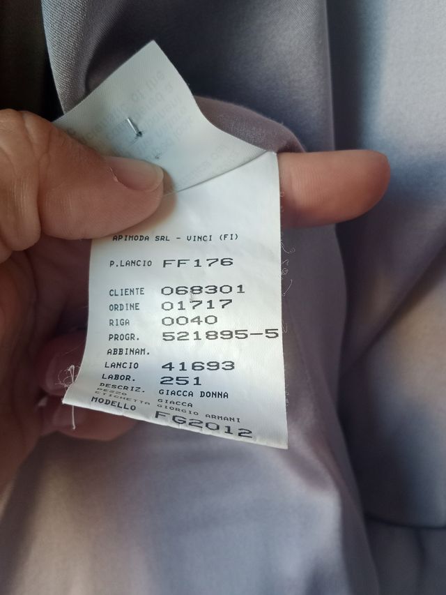 Giubbotto Giorgio Armani Lilla in seta
Taglia 42 M