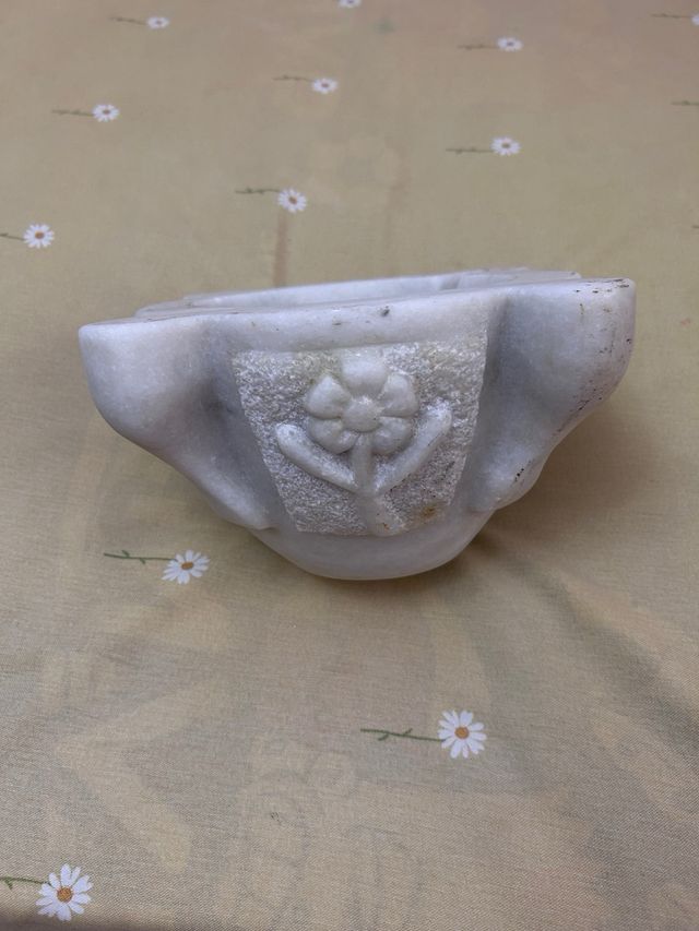 Mortero de mármol hecho a mano
