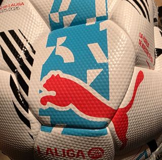 Balón Puma Orbita LaLiga temporada 25-26