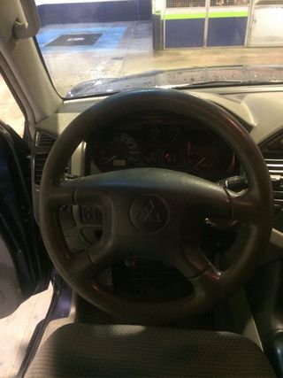 Mitsubishi Montero GLX 3.2