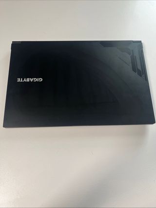 Portátil Gigabyte Negro