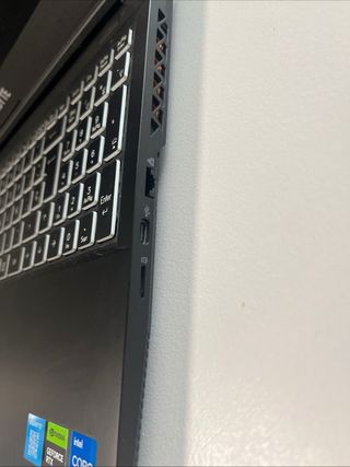 Portátil Gigabyte Negro