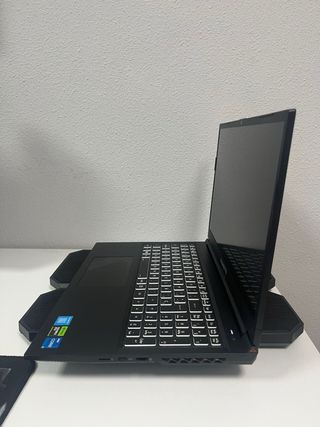 Portátil Gigabyte Negro