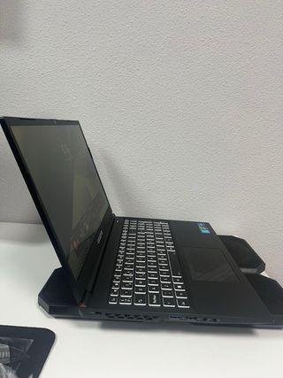 Portátil Gigabyte Negro