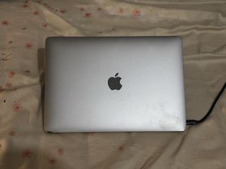 MacBook Pro 13 (2017) Intel i5 8GB RAM 256GB