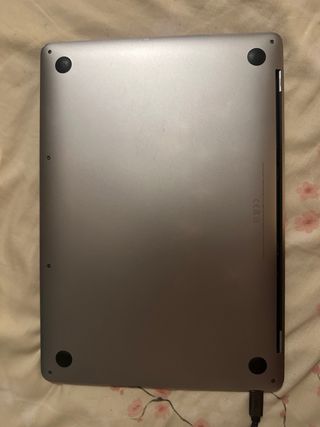 MacBook Pro 13 (2017) Intel i5 8GB RAM 256GB