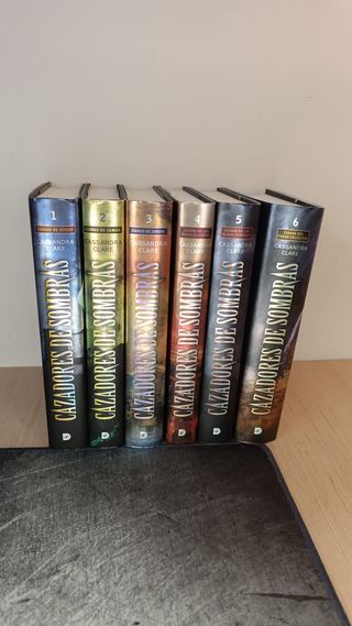 Saga Cazadores de sombras-Cassandra Clare