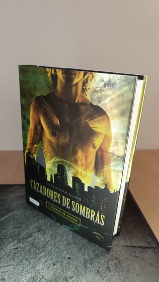 Saga Cazadores de sombras-Cassandra Clare