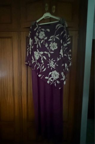 Mono elegante para invitada de boda
