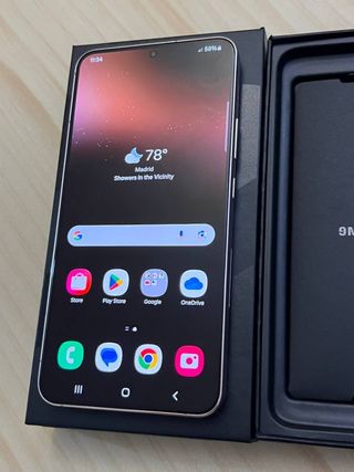 Samsung Galaxy S22 plus 5G 128GB in oro rosa gratis