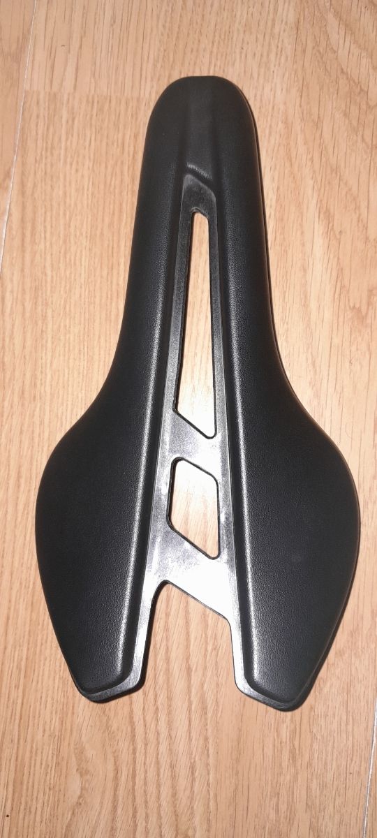 Sillín Veloman Vitora Negro