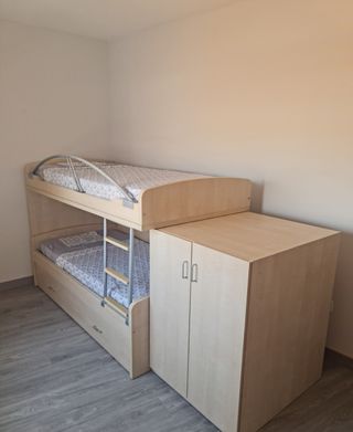Habitación en alquiler
SOLO CHICAS
