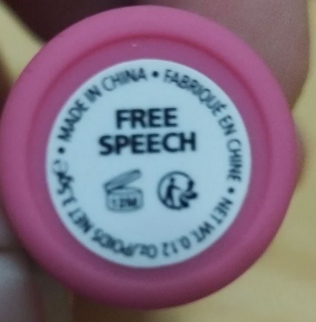 Barra de labios W7 Lippy Chic! Rosa