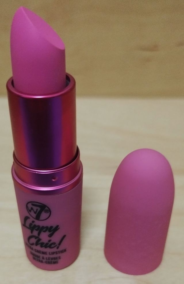 Barra de labios W7 Lippy Chic! Rosa