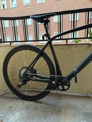 Specialized Sirrus Carbon Pro