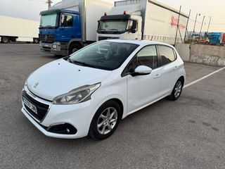 Peugeot 208 2016