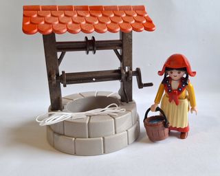 Playmobil Navidad, Pastora Aldeana con Pozo