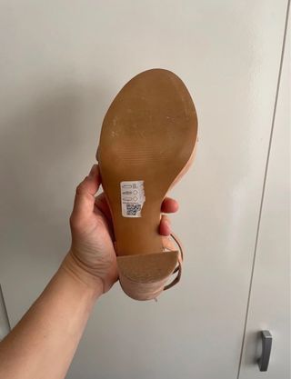 Sandalias de tacón rosa