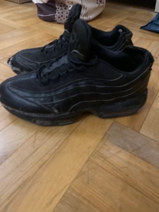 Zapatillas Nike Air Max 95 Negras rotasporloslados