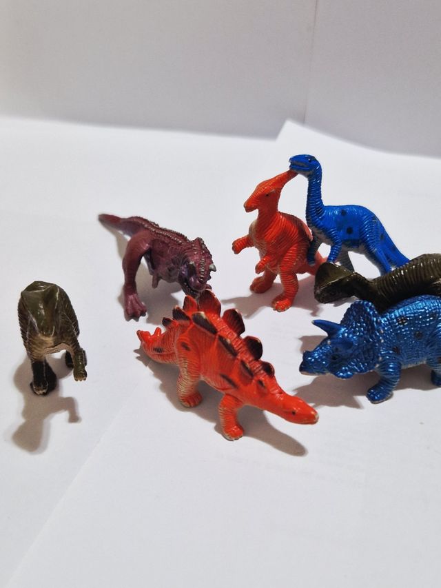 Set 7 Dinosauri Giocattolo