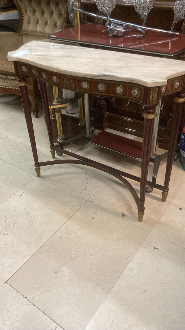 Mueble recibidor con espejo