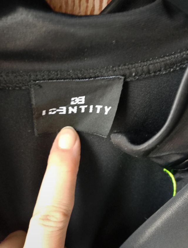 Felpa uomo D3 IDENTITY nera e gialla