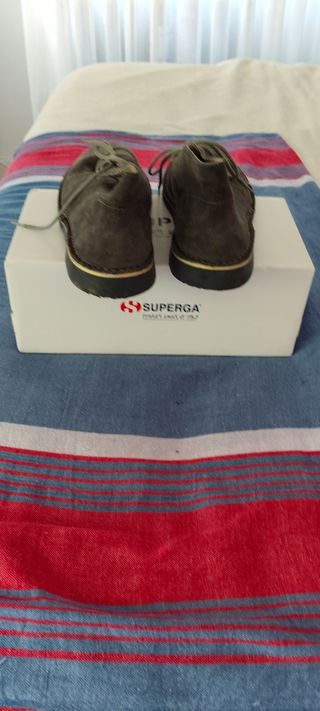 Botas de invierno grises