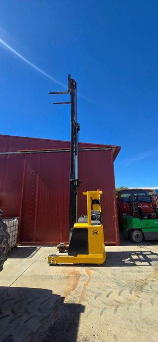 Retráctil eléctrica OM Fiat thesi a1