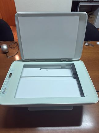 Impresora HP Blanca y Verde