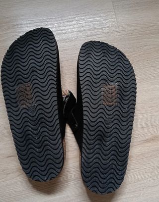 Zuecos GIVANA negros sin estrenar