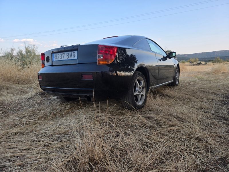 Toyota Celica 2001 - foto 1