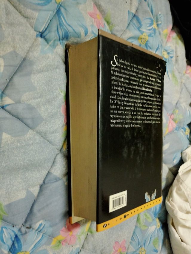 Scarlett - T.D. - (Spanish Edition)